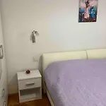 Manuel